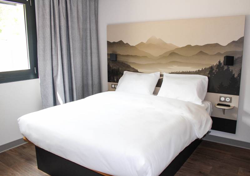 La chambre double du b&B HOTEL Aix-les-Bains à Grésy-sur-Aix